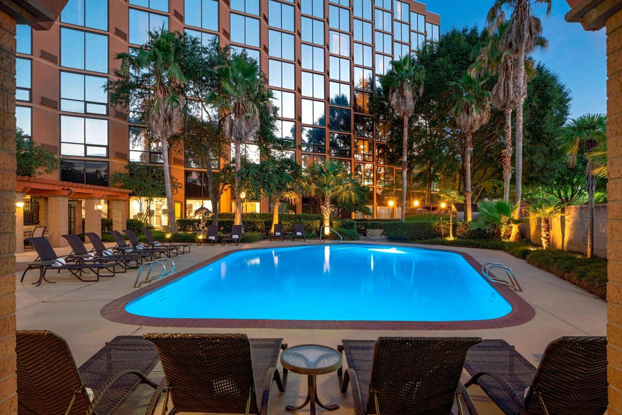 Sheraton Houston Brookhollow Hotel Extérieur photo